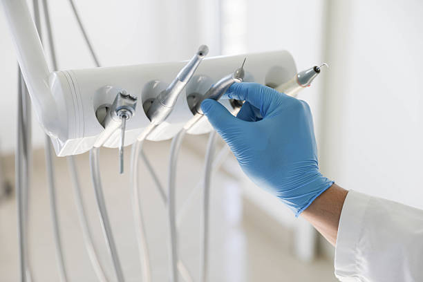 Professional Dental technician working in Saddle River, NJ